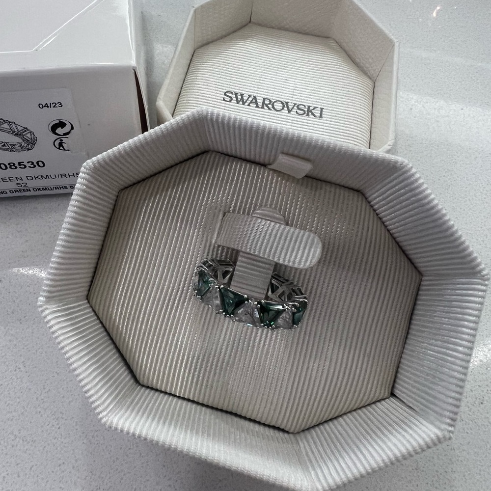 Swarovski ring - Picture 2 of 8